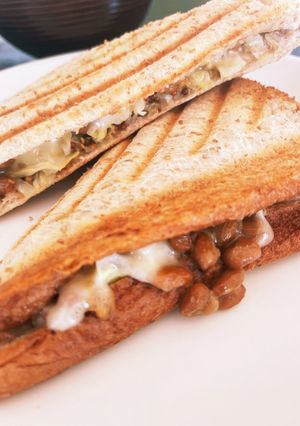 全粒粉パンで★納豆ホットサンド★-レシピのメイン写真