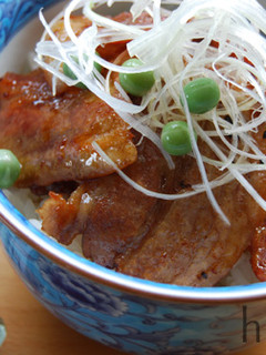 智ちゃんの豚丼(うなぎタレ簡単即ウマ!)-レシピのメイン写真