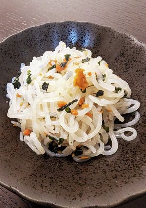 鮭わかめふりかけで★しらたきのおつまみ-レシピのメイン写真