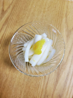 大根と橙(だいだい)の浅漬け-レシピのメイン写真