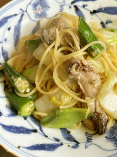 牡蠣と野菜のニンニク醤油味スパゲッティ-レシピのメイン写真