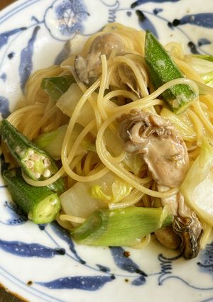 牡蠣と野菜のニンニク醤油味スパゲッティ-レシピのメイン写真