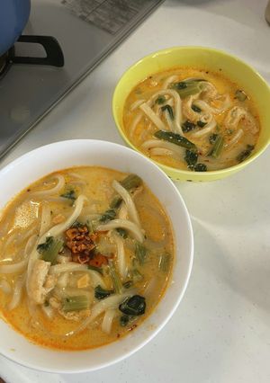 味噌汁リメイク！辛くない担々麺風うどん-レシピのメイン写真