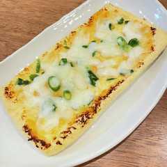 รูปของ あと一品に！油揚げの味噌ねぎチーズ焼き