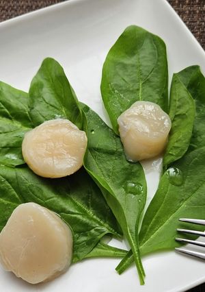 華やぐ夕食！ホタテと法蓮草のカルパッチョ-レシピのメイン写真