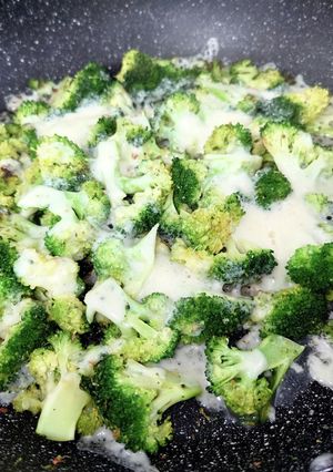 ブロッコリーのチーズ焼き-レシピのメイン写真