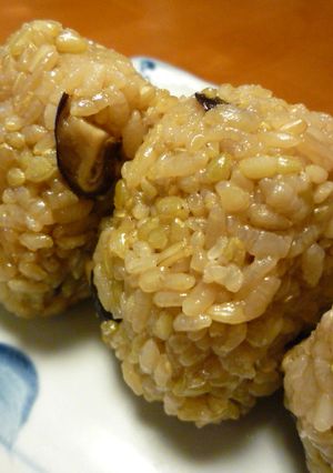 ○豚バラと干ししいたけの炊き込みご飯-レシピのメイン写真