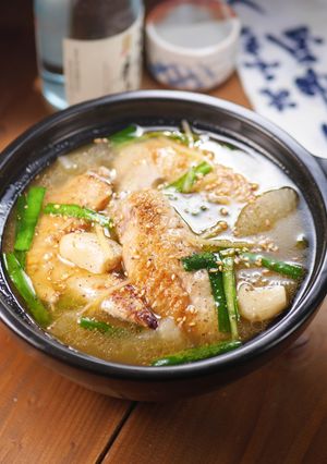 大根と手羽先と生姜のとろとろ白湯スープ♡-レシピのメイン写真