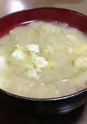 玉ねぎと溶き卵の味噌汁-レシピのメイン写真