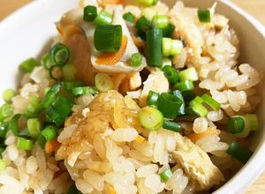 カルシウムたっぷり。鮭缶の炊き込みご飯-レシピのメイン写真