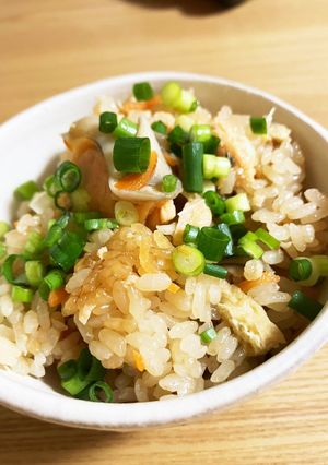 カルシウムたっぷり。鮭缶の炊き込みご飯-レシピのメイン写真