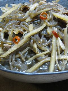 簡単✿牛コマでピリ辛すき焼き風きんぴら-レシピのメイン写真