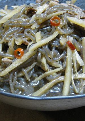 簡単✿牛コマでピリ辛すき焼き風きんぴら-レシピのメイン写真
