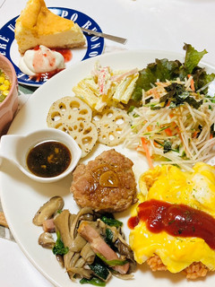 ひき肉でハンバーグメインの今日のご飯-レシピのメイン写真