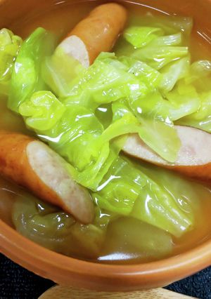 早生キャベツとソーセージ!カレー味で♡-レシピのメイン写真