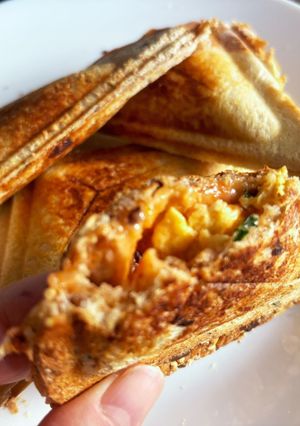 たまごとチーズとねぎのホットサンド-レシピのメイン写真