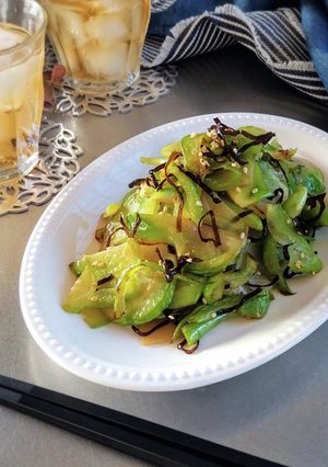 簡単副菜☆生ザーサイの塩昆布ナムル。-レシピのメイン写真