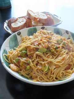生エビとアボカドのトマトクリームパスタ-レシピのメイン写真