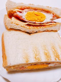 ハムエッグのホットサンド-レシピのメイン写真