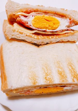 ハムエッグのホットサンド-レシピのメイン写真