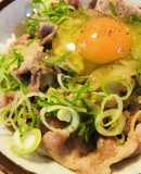 豚肉／細切れ肉でつくる●塩豚たまご丼