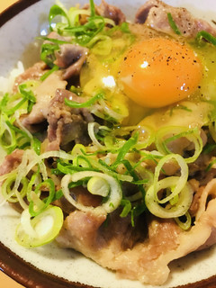 豚肉/細切れ肉でつくる●塩豚たまご丼-レシピのメイン写真