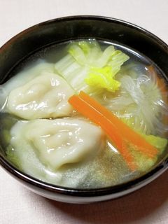 水餃子と白菜のスープ-レシピのメイン写真