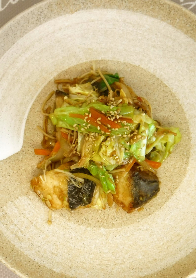 さわらと野菜の炒めもの（主菜）-レシピのメイン写真