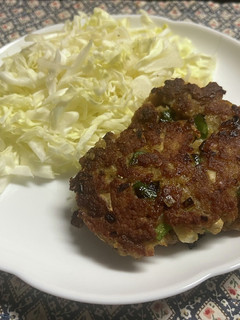 青椒肉絲ハンバーグ-レシピのメイン写真