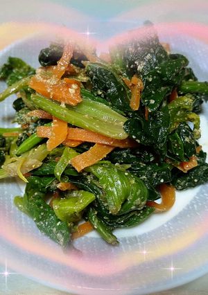ほうれん草と人参の胡麻和え〜晴茶入り〜-レシピのメイン写真