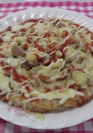【リメイク料理】余ったごはんでライスピザ-レシピのメイン写真