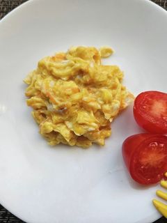 朝食!擦りにんじん入りふわとろ炒り卵!-レシピのメイン写真