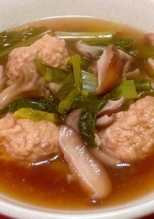 小松菜と椎茸・舞茸が旨い♡鶏肉団子汁-レシピのメイン写真