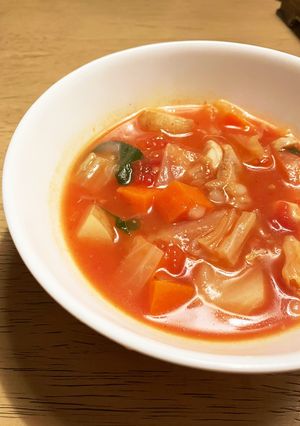 切って煮込むだけで美味しいトマトスープ-レシピのメイン写真