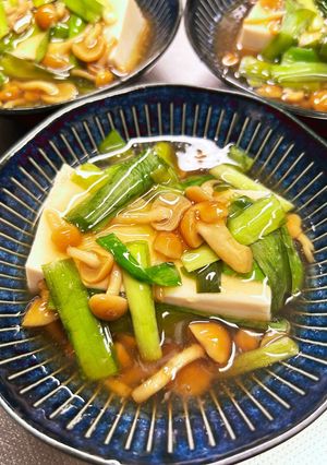 なめことニラの餡かけ豆腐。餡かけ奴。-レシピのメイン写真
