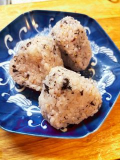 手作り梅干しからの、生ゆかり!おにぎり編-レシピのメイン写真