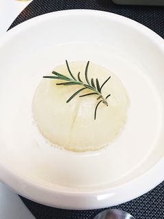 丸ごと新玉ねぎのミルクスープ-レシピのメイン写真
