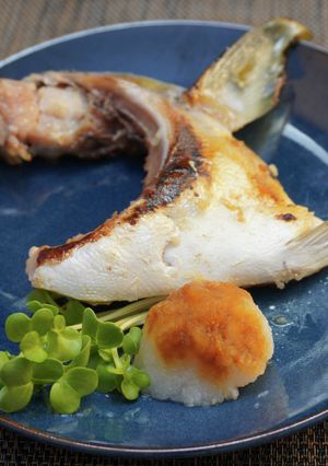 ぶりカマの塩麴焼き-レシピのメイン写真
