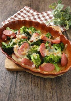 ブロッコリーとウィンナーのチーズ焼き-レシピのメイン写真