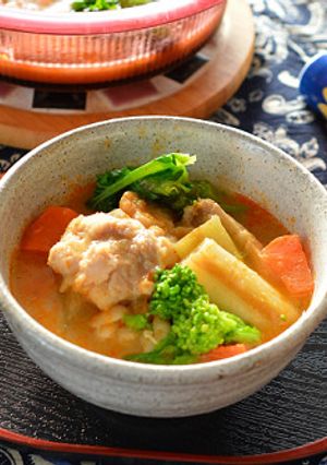 ハリッサ入り鶏肉と野菜の“みそスープ”♪-レシピのメイン写真