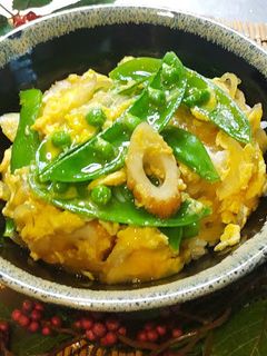 スナップエンドウとちくわの玉子丼-レシピのメイン写真
