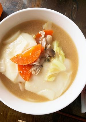 簡単いつもと違うコク旨豚こま味噌でお雑煮-レシピのメイン写真