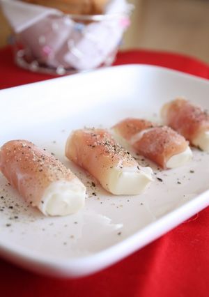 ★生ハムクリームチーズ★黒胡椒がけ-レシピのメイン写真