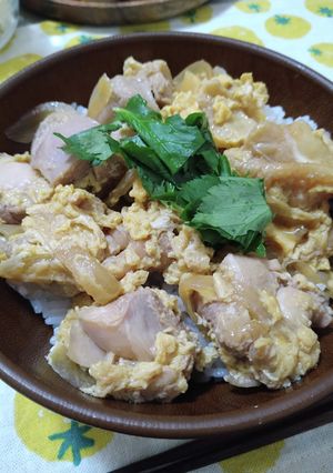 超簡単！鶏もも肉！ニンニク親子丼-レシピのメイン写真