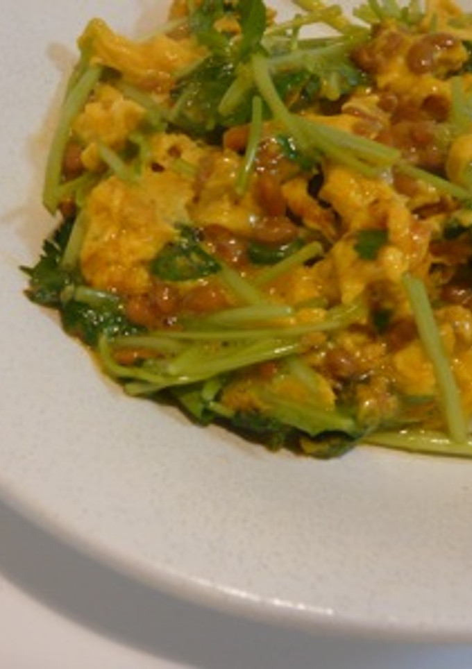 たっぷり三つ葉の納豆玉子炒め-レシピのメイン写真