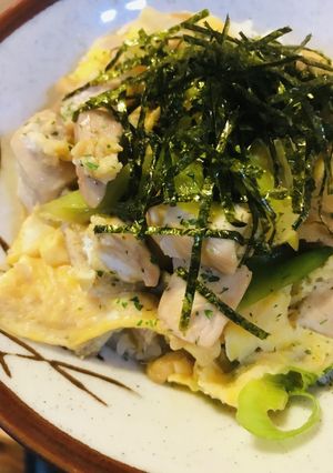 薄揚げを加えた親子丼●親子＆海苔きつね丼-レシピのメイン写真