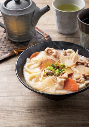 豚汁DEミルクうどん-レシピのメイン写真