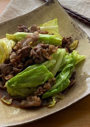 材料2つ＊春キャベツと牛肉のすき焼き風＊-レシピのメイン写真