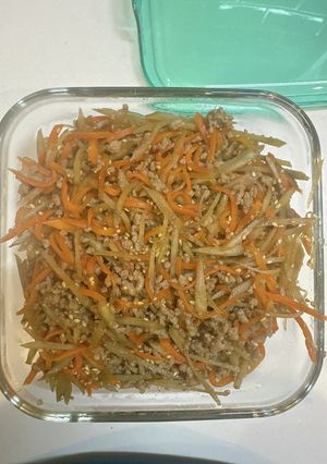 ひき肉いりきんぴらごぼう-レシピのメイン写真