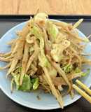 キャベツとごぼうのおかか和え
